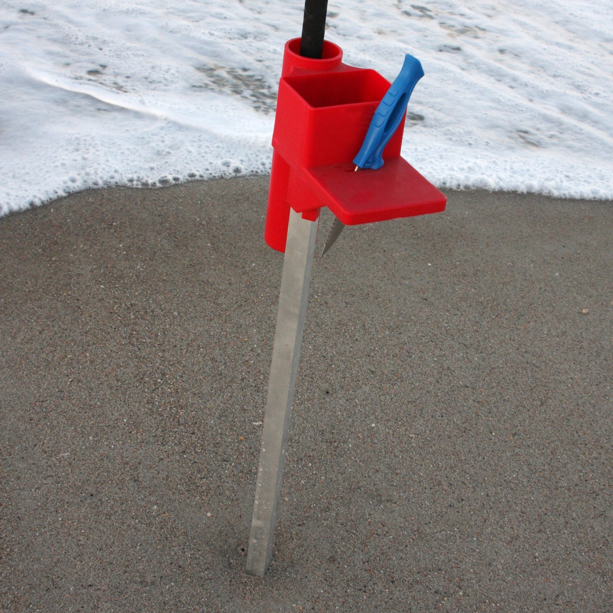 Sea Striker SP1 sand spike at the beach