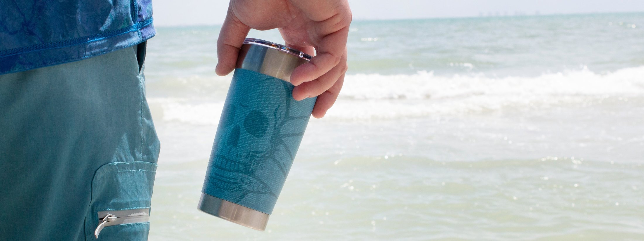 Calcutta stainless steel tumbler with skull